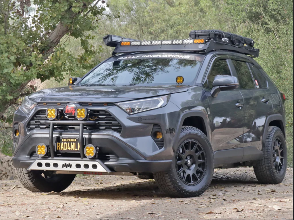 rav4 with lightbar and other accessories